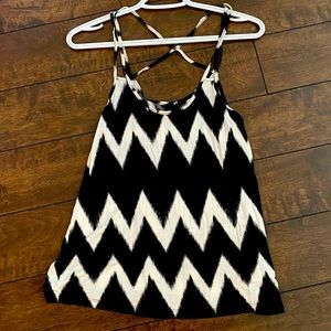 Ladies flowy tank top